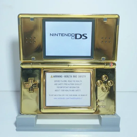 Nintendo DS Lite Shiny Glossy Metallic 24K Gold Handheld Game System w/ Charger - Picture 2 of 9
